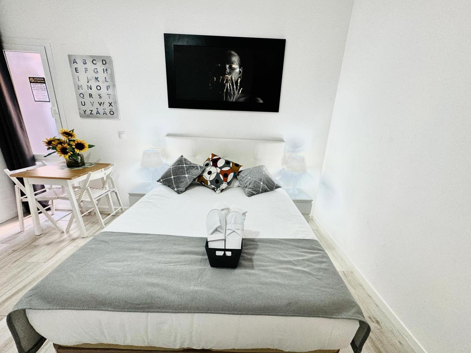 Cinco Torres Suites Madrid Exteriér fotografie