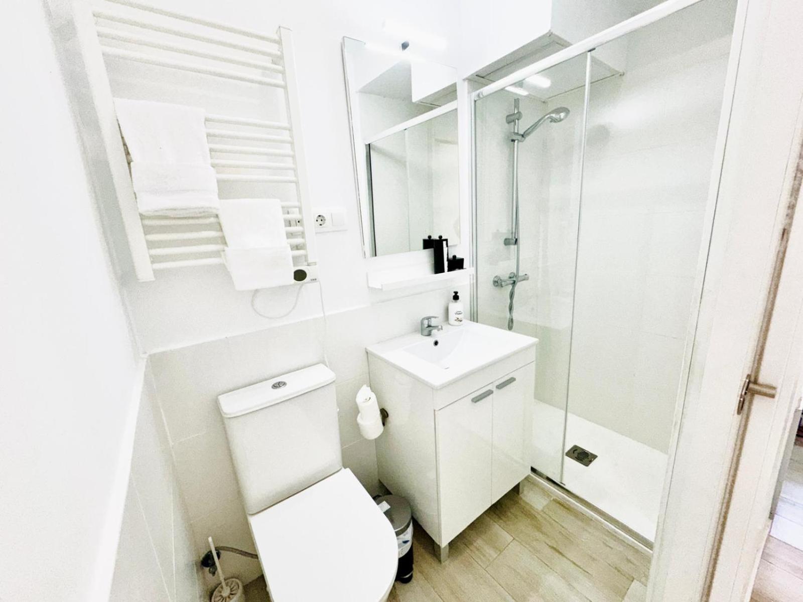 Cinco Torres Suites Madrid Exteriér fotografie
